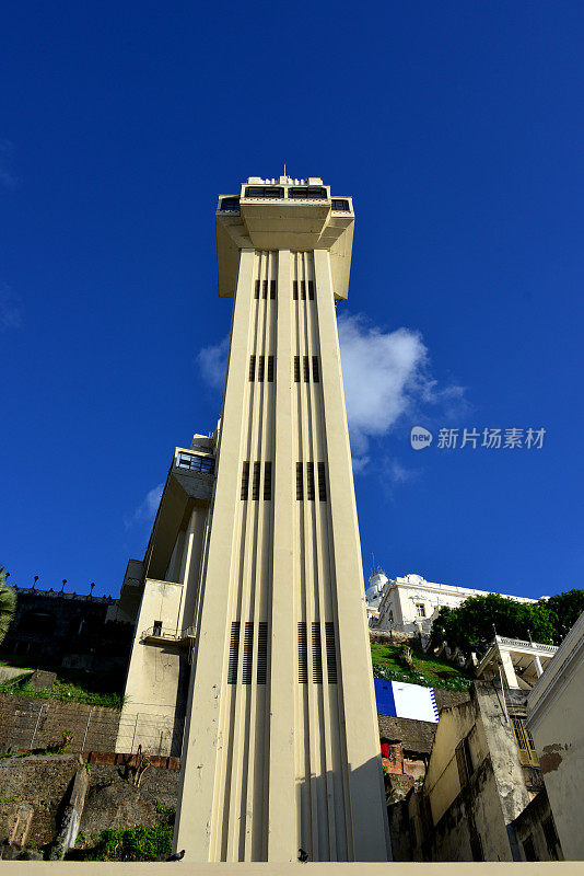 萨尔瓦多，巴伊亚- Lacerda电梯从基地看